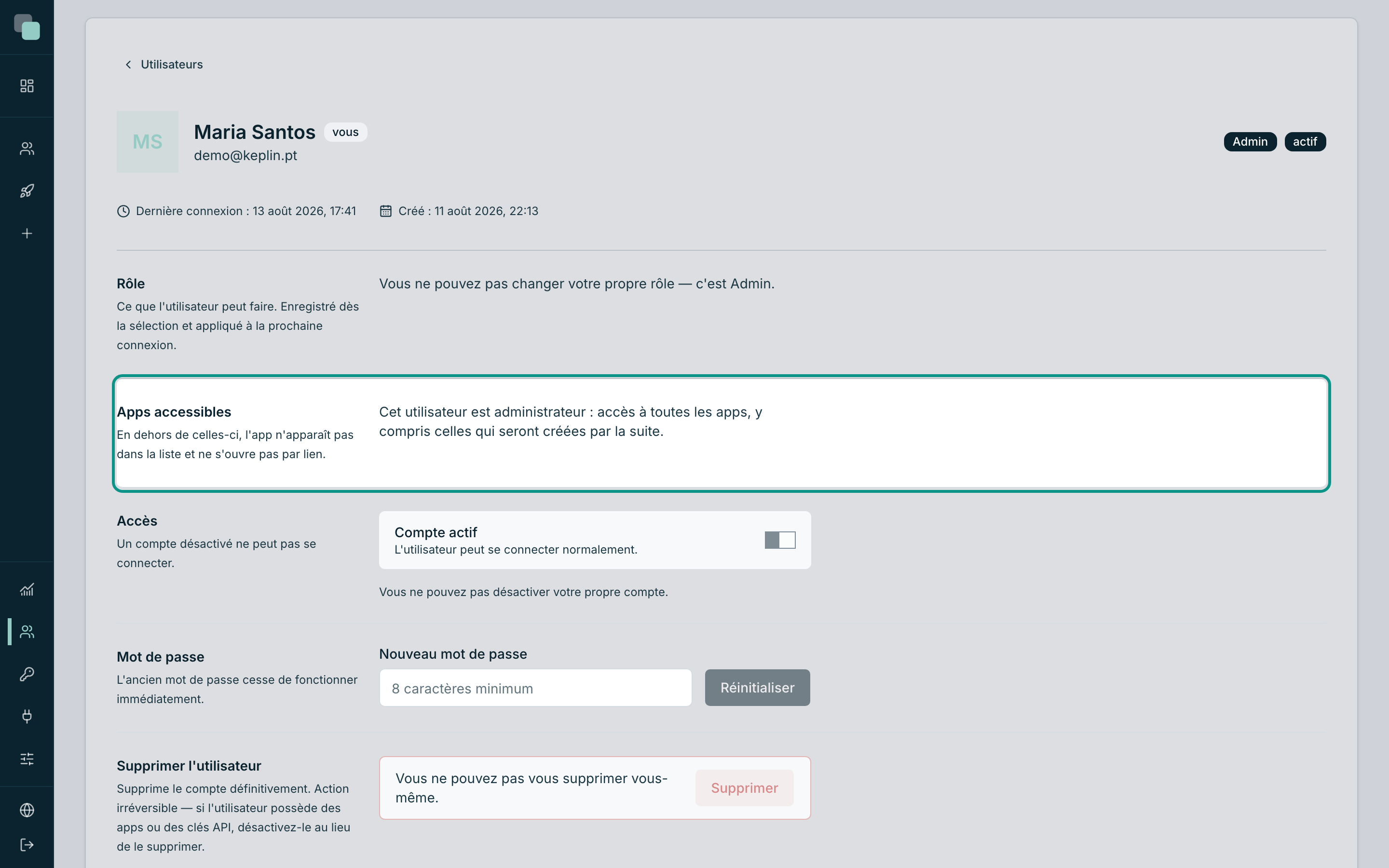 Le même panneau sur la fiche d'un administrateur : sans choix, avec accès à toutes les apps